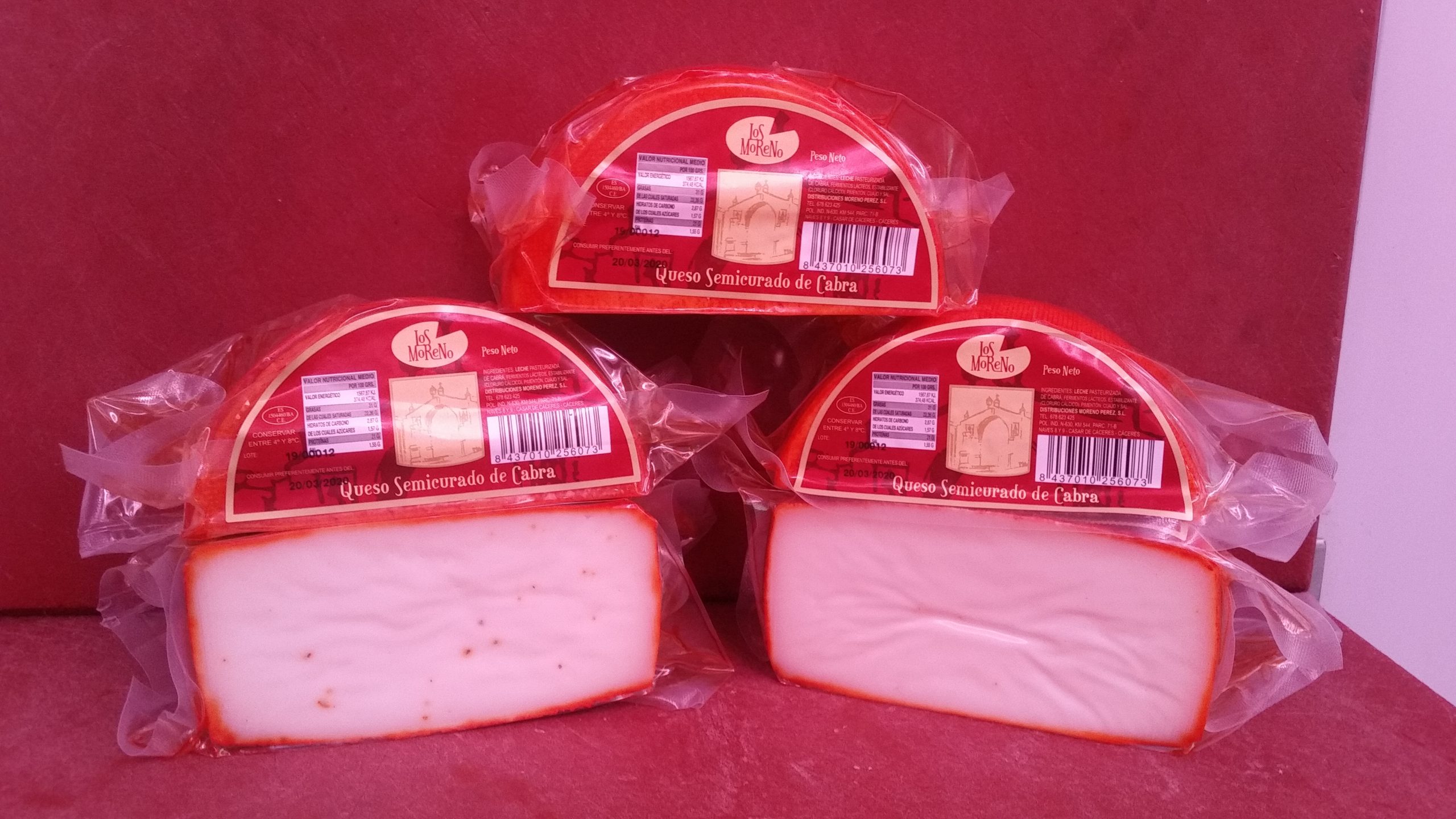 Queso Semicurado de Cabra con Pimentón